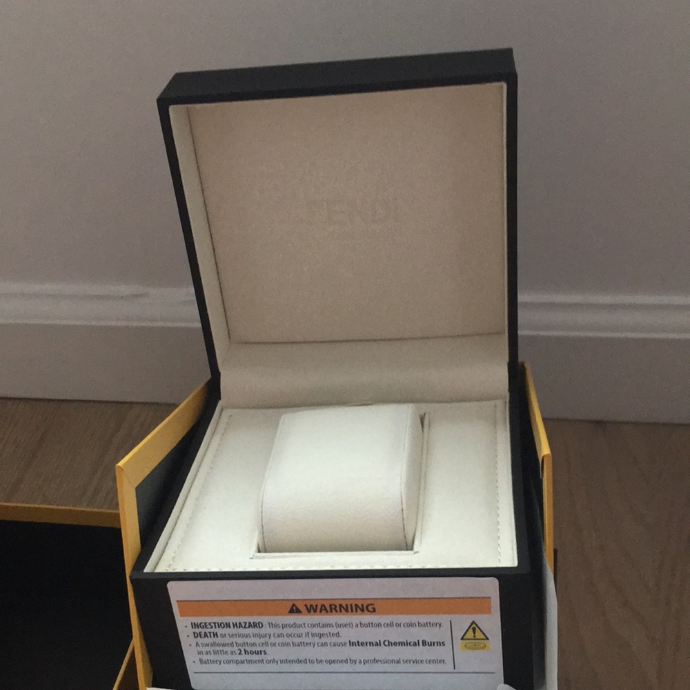 Fendi Watch Presentation Box - Picture 3 of 3